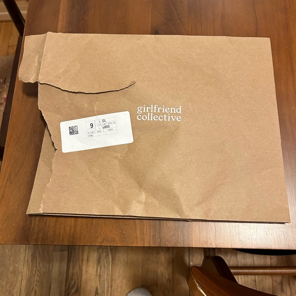 Brand New Size Small Girlfriend Collective Bike Shorts - Picture 5 of 5